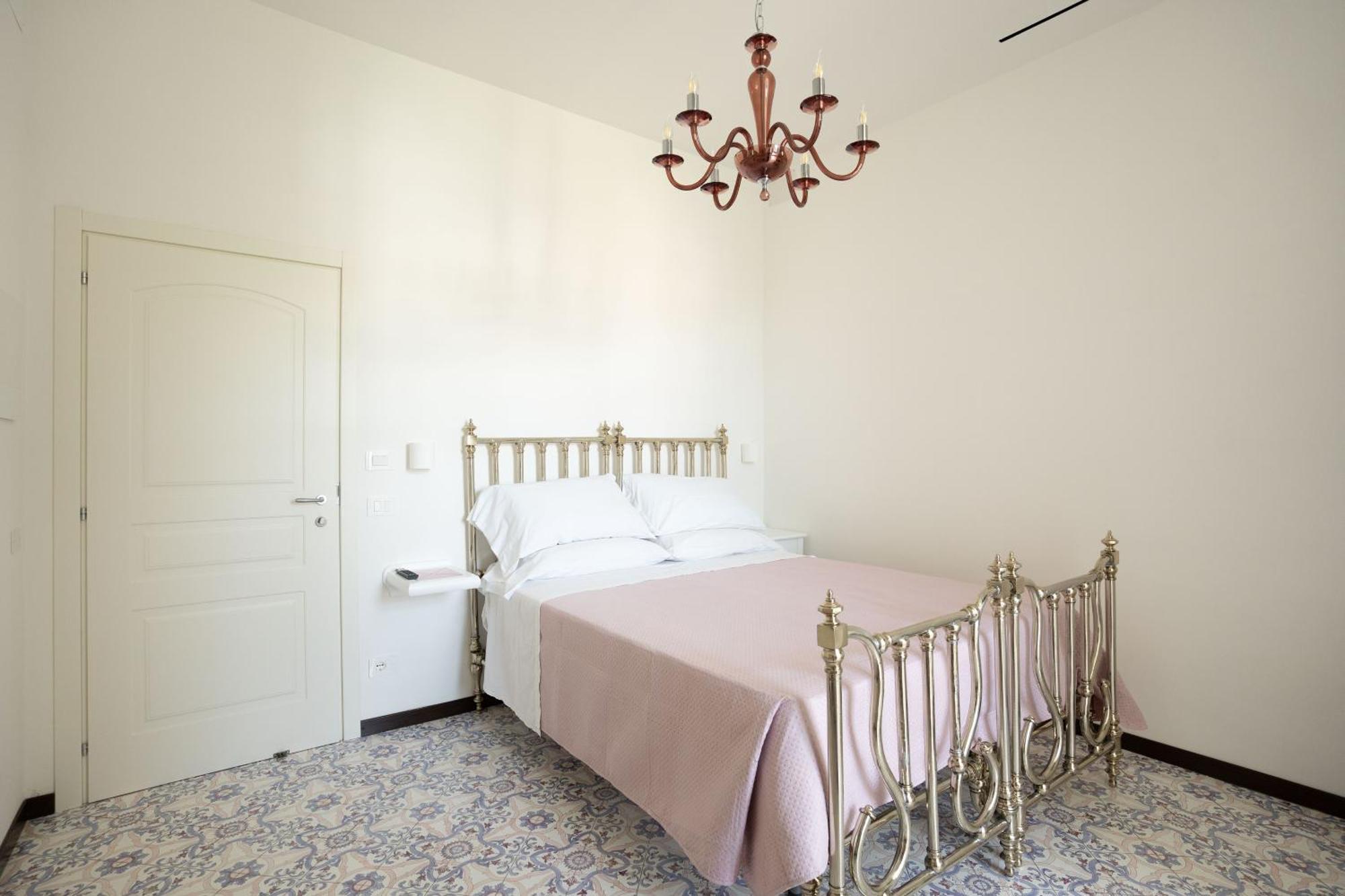 Отель Casa Enzina Сорренто Экстерьер фото